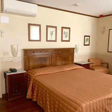 Hotel La Calcina 3*