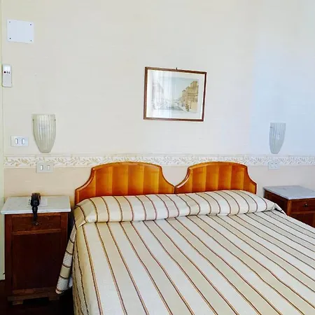 Hotel La Calcina 3*