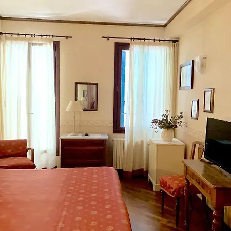 Hotel La Calcina 3*
