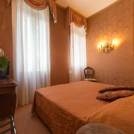 Lisbona Hotel Venice