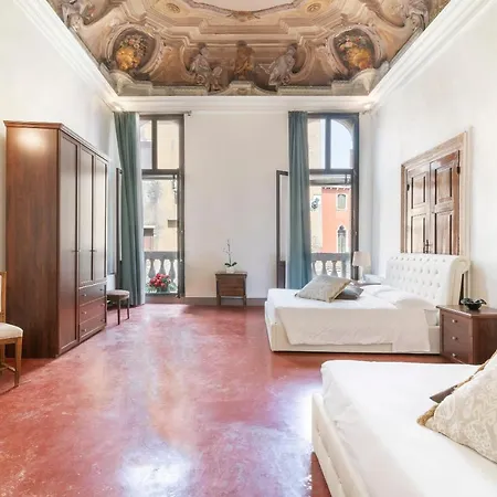 Riva Palace By Wonderful Italy Apartment