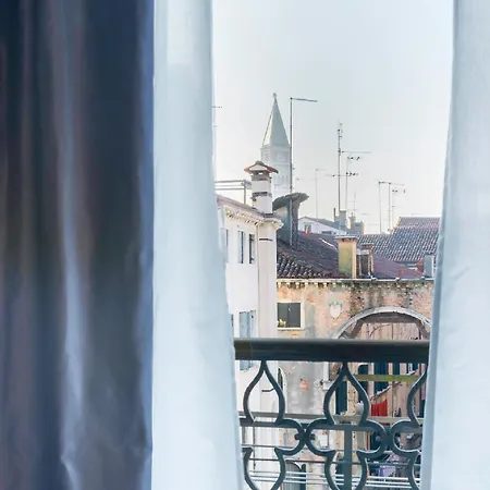 Apartment Rialto Canal View With Terrace And Balcony By Wonderful Italy Venice
