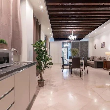 Apartment Riva Palace By Wonderful Italy *