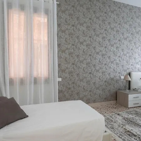 Apartment Dorsoduro Charme By Wonderful Italy