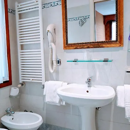 Ca' San Vio 3* Venice