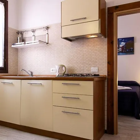 Veneziacentopercento San Pietro Apartment *