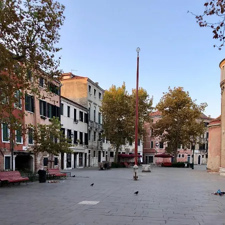 Oda ve Kahvaltı Patatina