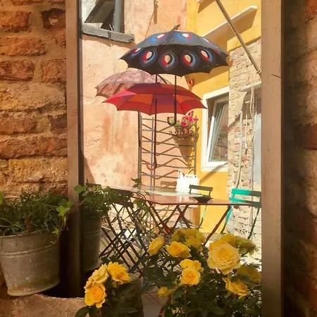 Ai Giardini De Casteo Bed and breakfast