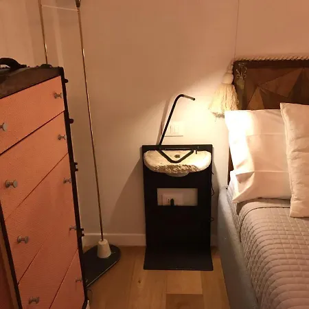 Biennale Art 1886 Apartment
