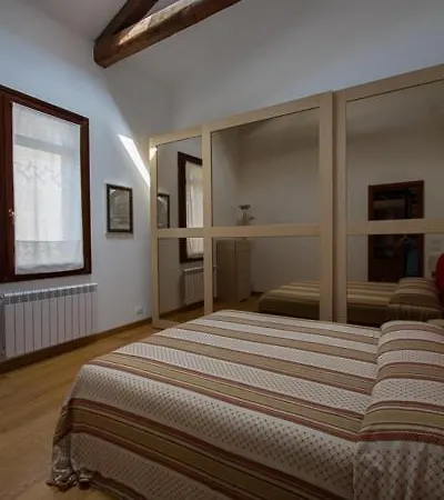 Apartment Ca Della Musica Santa Croce Venice