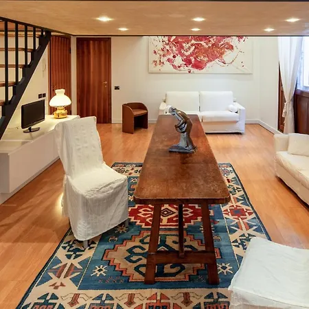 Luxury Loft Next To Saint Mark Venice
