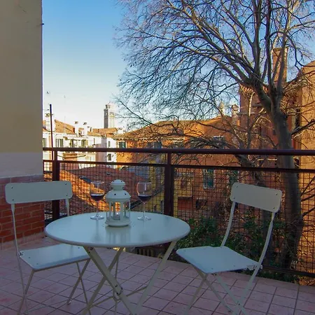 Ca' Zia Maria Apartment *
