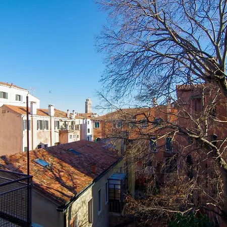 Ca' Zia Maria Apartment *