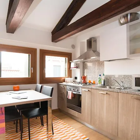 Wellvenice Campiello Apartment *