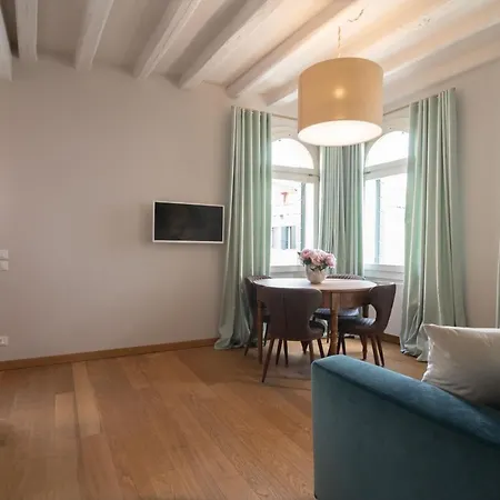 Delle Vele Apartment *