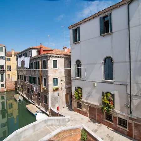 Delle Vele Apartment