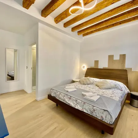 Aparthotel House New Wi Fi Island