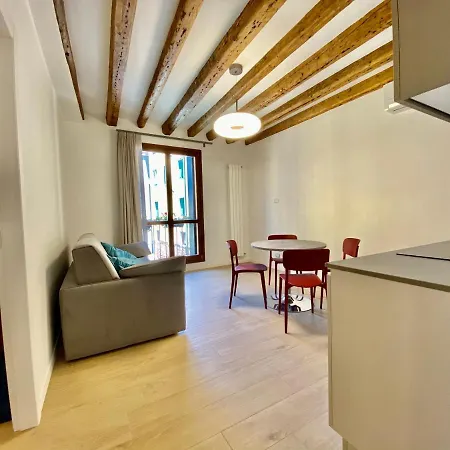 House New Wi Fi Island Aparthotel