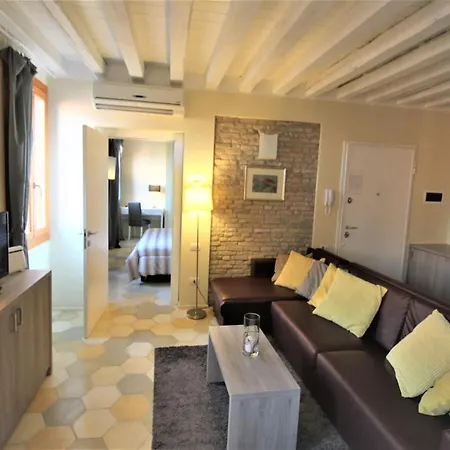 New And Spacious Апартаменты