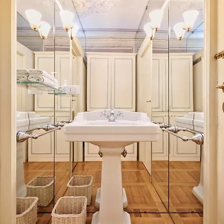 Angelo Raffaele Incantevole Casa Per 12 Persone Apartment Venice