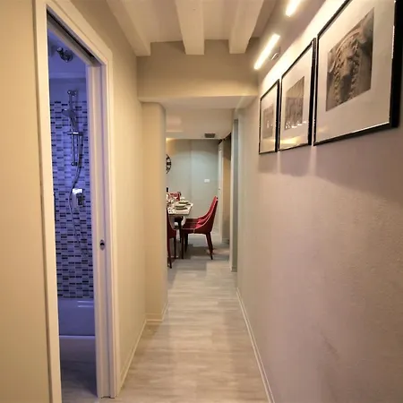 San Marco Fenice 3bdr 2bth * Venice