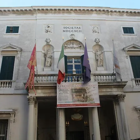 San Marco Fenice 3bdr 2bth * Venice