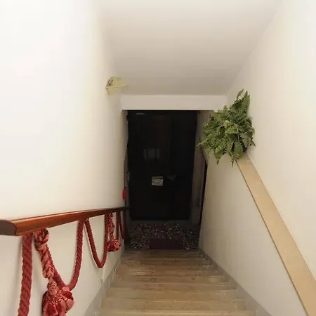 Alloggi Santa Sofia 2*