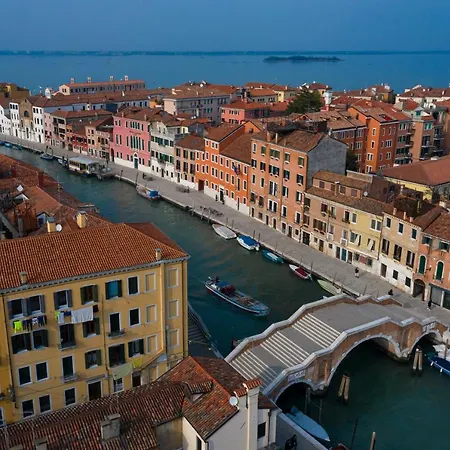 Carnival Palace - Collection Venice