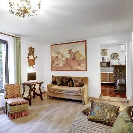 Venetian Accademia Dorsoduro District Apartment Venice