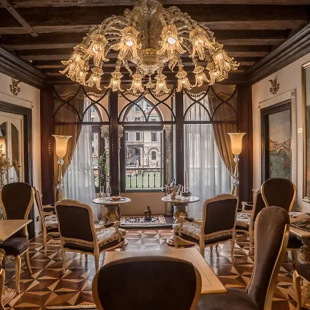 Ego' Boutique - The Silk Road Hotel