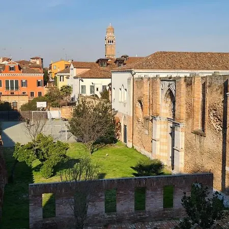 Cannaregio 2357 מלון
