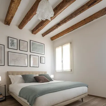 San Giacomo Dall'orio Garden R&r شقة البندقية