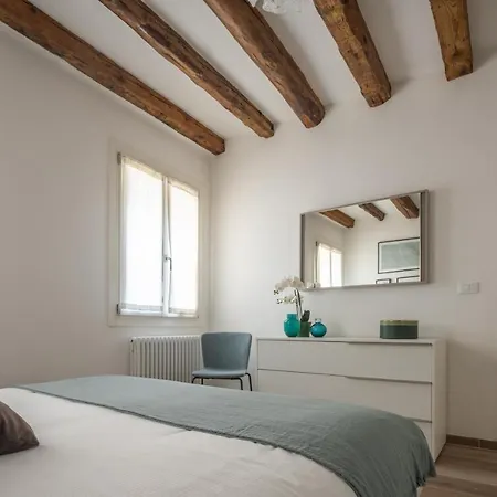 San Giacomo Dall'orio Garden R&r شقة *