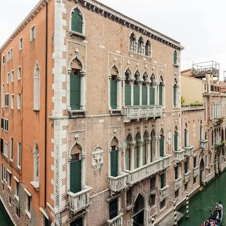 La Fenice Apartment Venedig