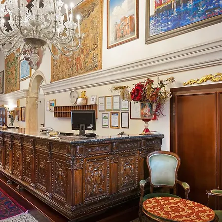 Hotel Residenza D'epoca San Cassiano 4*