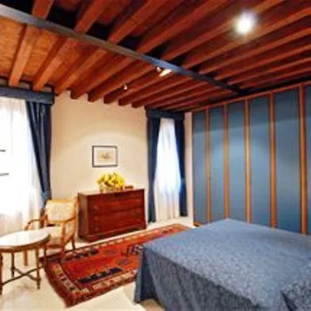 Sarai Διαμέρισμα *
