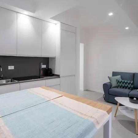 Ormesini Courtyard Apartment Venice