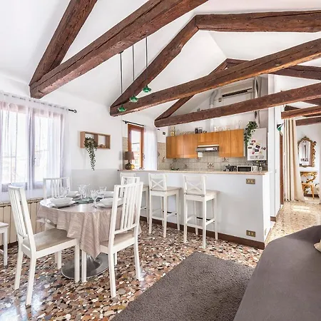 Colombina Like At 3 Bedrooms Fully Equipped Air Conditioned Appartamento