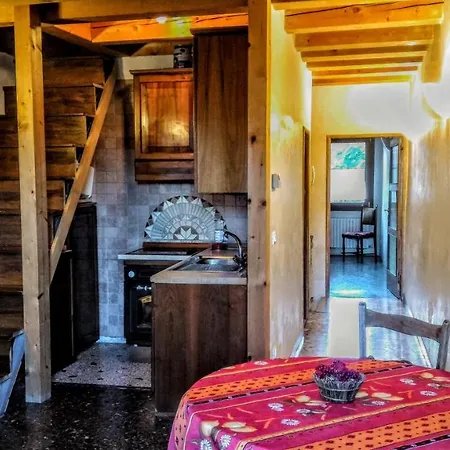 1749 Venicemar Apartament