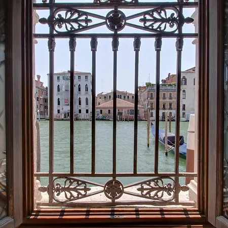 Tribuno Grand Canal * Venice