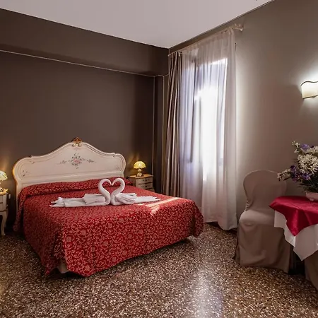 Casa Martini 3* Venedig