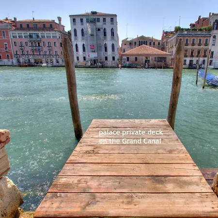 Apartment Tribuno Grand Canal