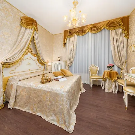 La Veneziana Boutique