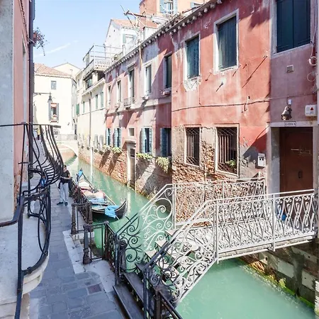 Castello Con Vista Sul Canale X6