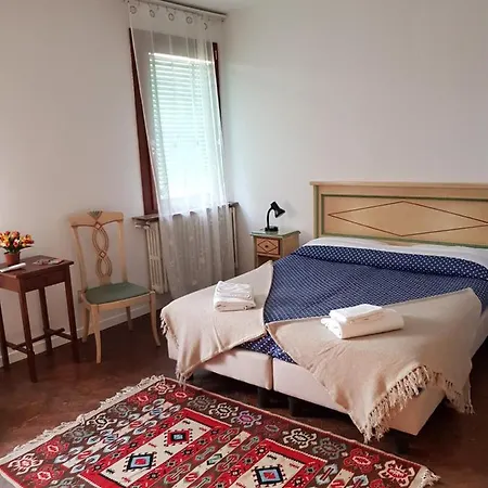 Lovely In 3* Benátky