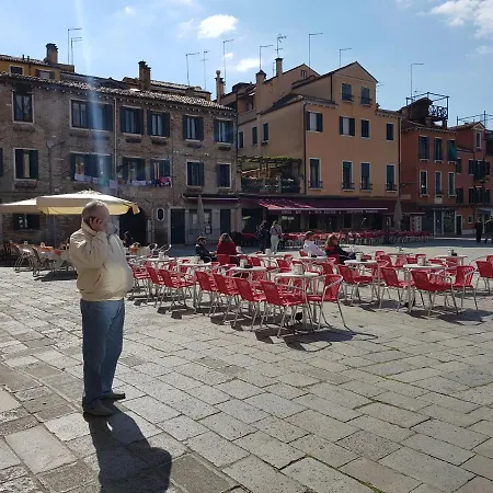 Lovely In 3* Venecia
