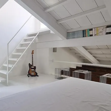 Apartment White Frari