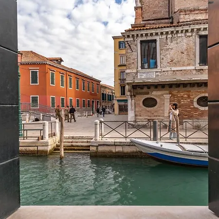 Sogno Sull'acqua Apartment *