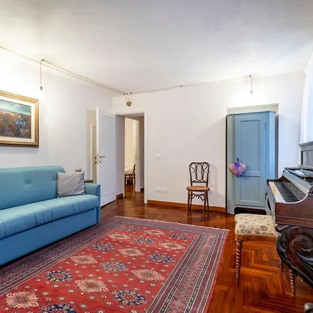 San Silvestro House * Venice