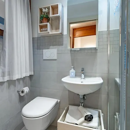 Apartment San Silvestro House Venice